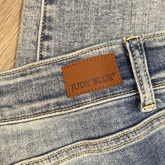 Judy Blue LIGHT WASH HIGH RISE VINTAGE WIDE LEG CROP JEANS size 22W - Picture 8 of 14